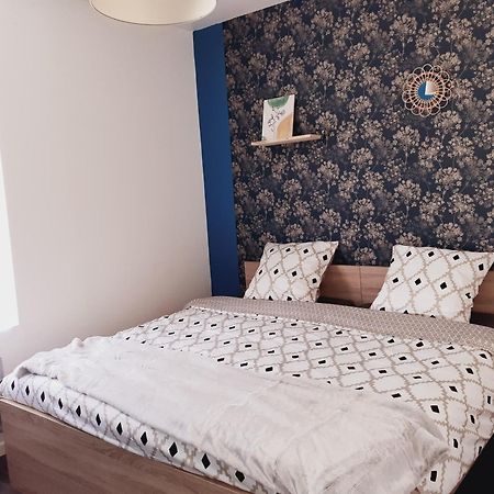 L'Artistique, 4 Lits, 2 Chambres, Stationnement Gratuit, Spacieux, Atypique Amiens Extérieur photo