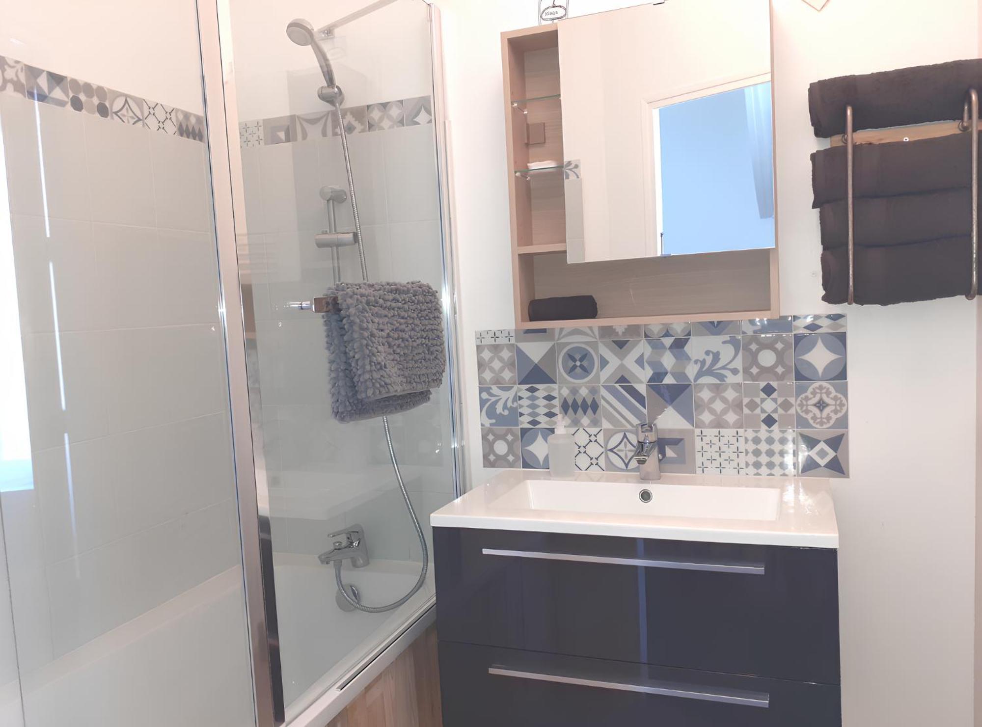 L'Artistique, 4 Lits, 2 Chambres, Stationnement Gratuit, Spacieux, Atypique Amiens Extérieur photo
