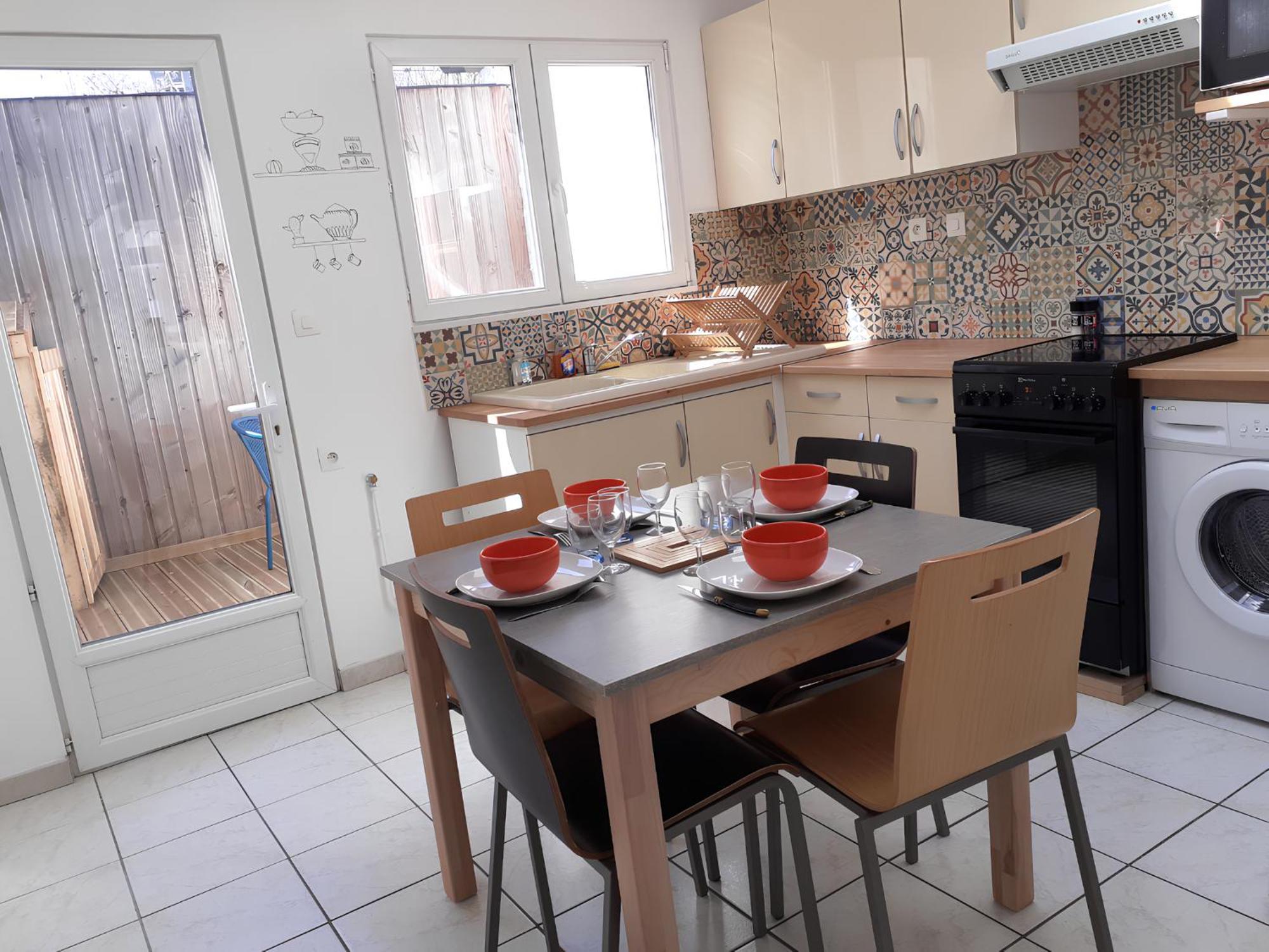 L'Artistique, 4 Lits, 2 Chambres, Stationnement Gratuit, Spacieux, Atypique Amiens Extérieur photo